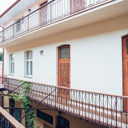 Wonderful Flat On City Center Ужгород Экстерьер фото